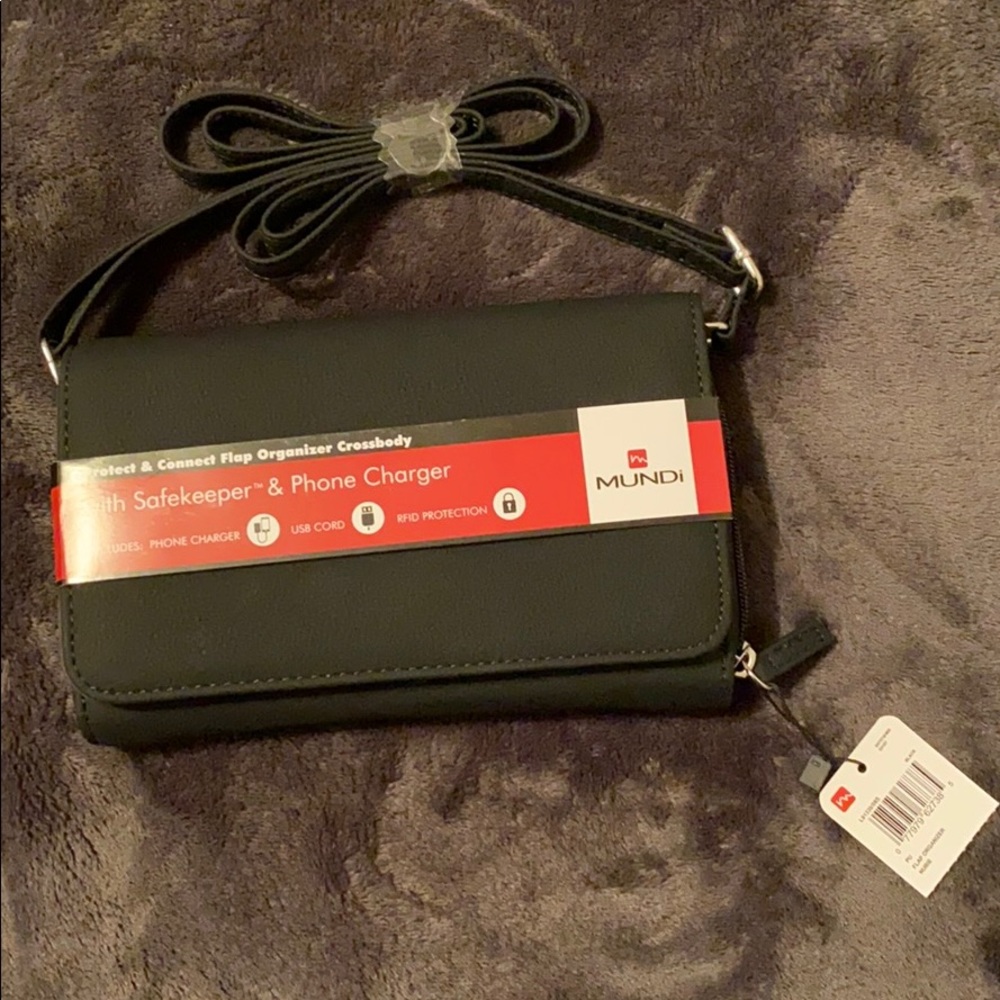 Mundi Crossbody Purse Black with Phone Charger